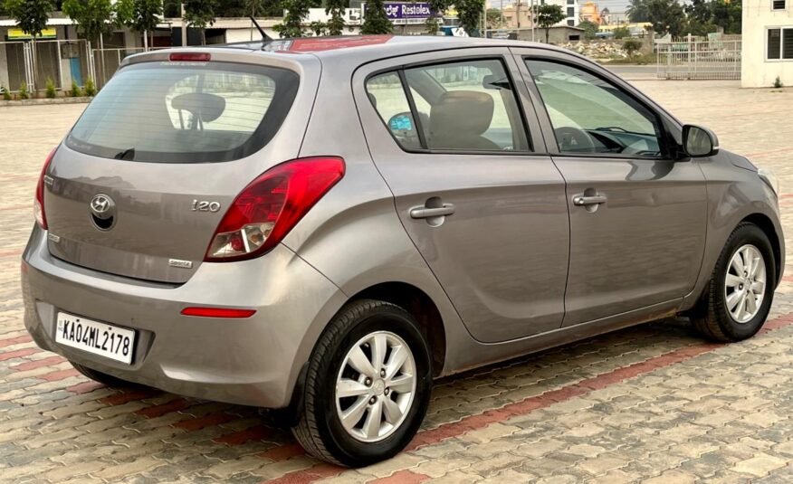 Hyundai  I20 sportz  2012 Grey