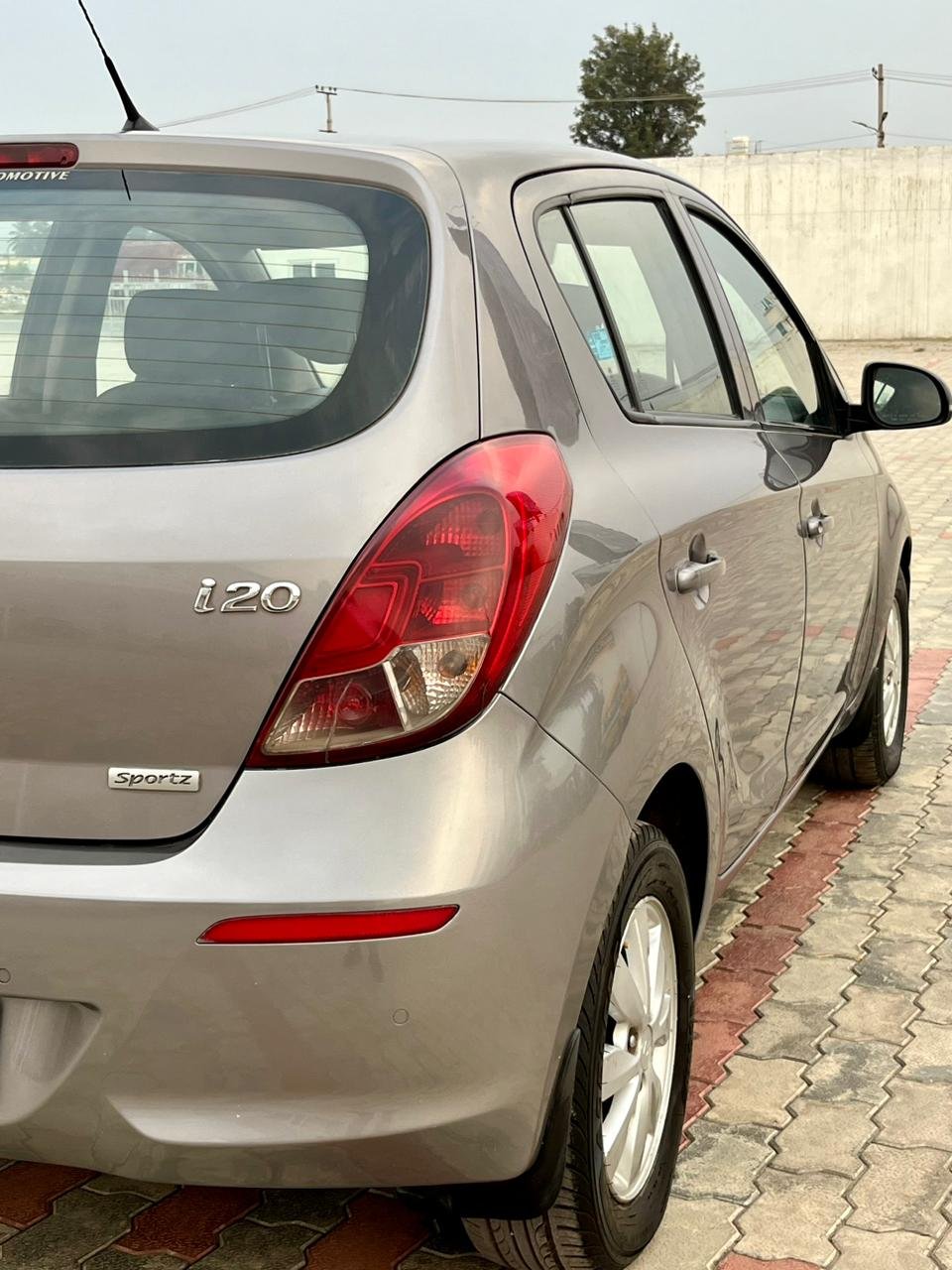 Hyundai  I20 sportz  2012 Grey