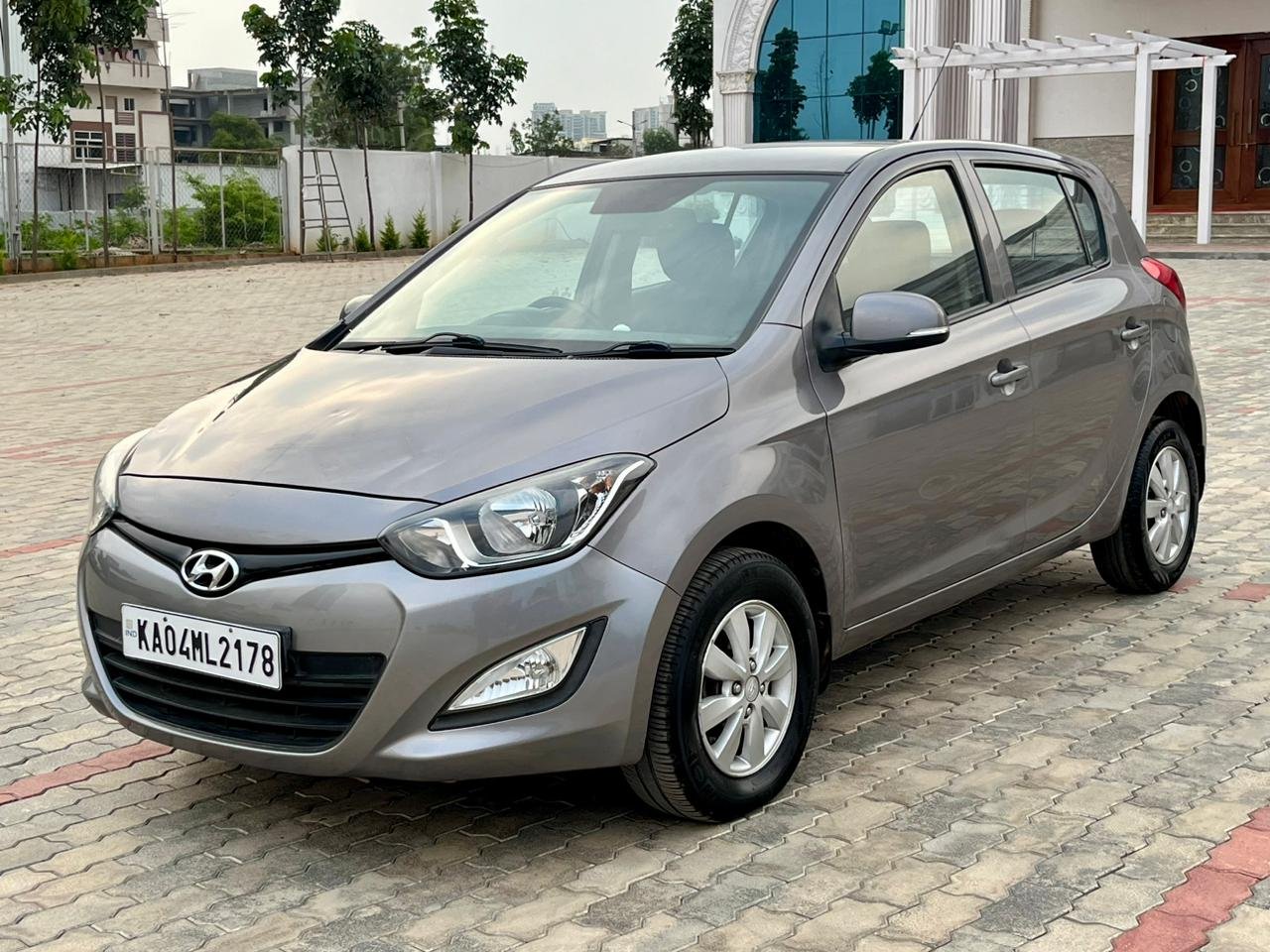 Hyundai  I20 sportz  2012 Grey
