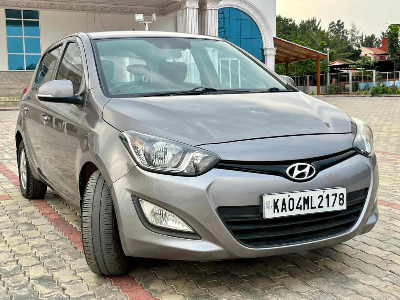 Hyundai  I20 sportz  2012 Grey