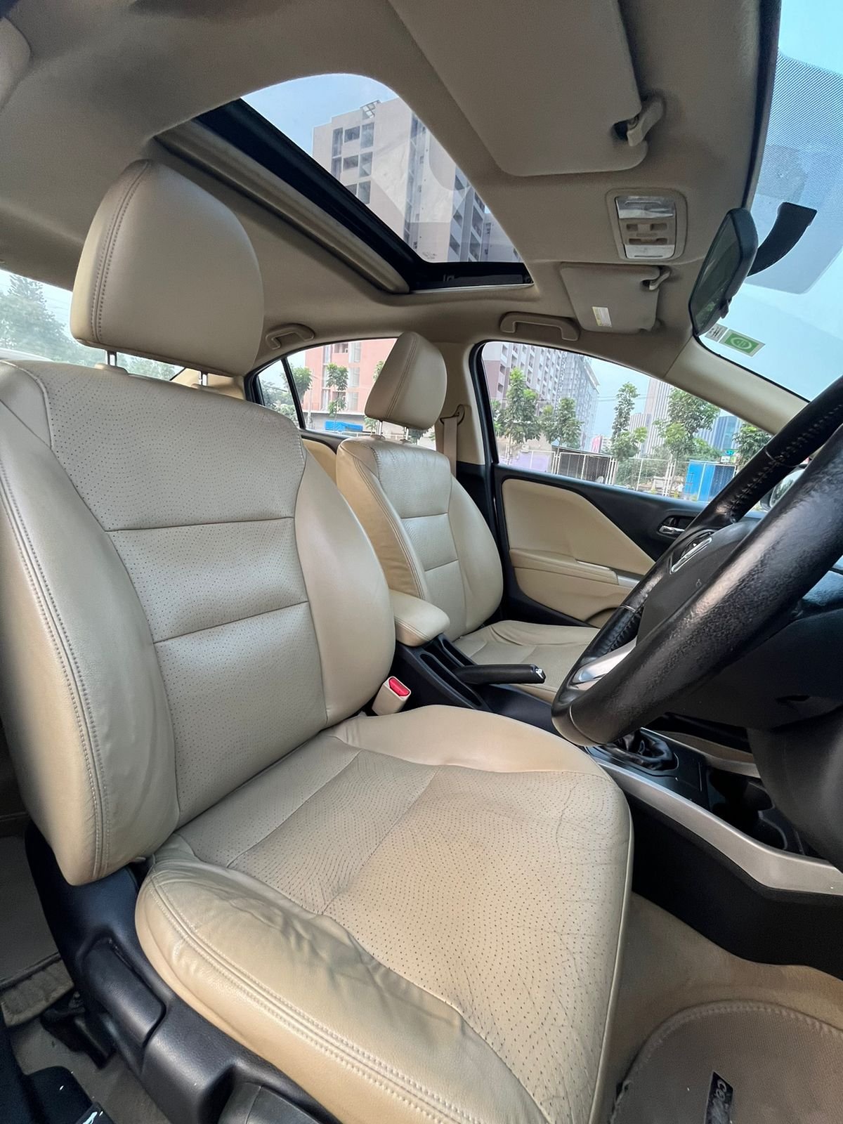 HONDA CITY 1.5 VX MT  (I-VTEC )