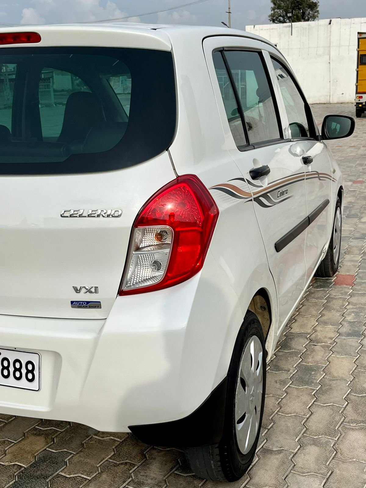 Maruthi Suzuki Celerio VXI (o) AMT