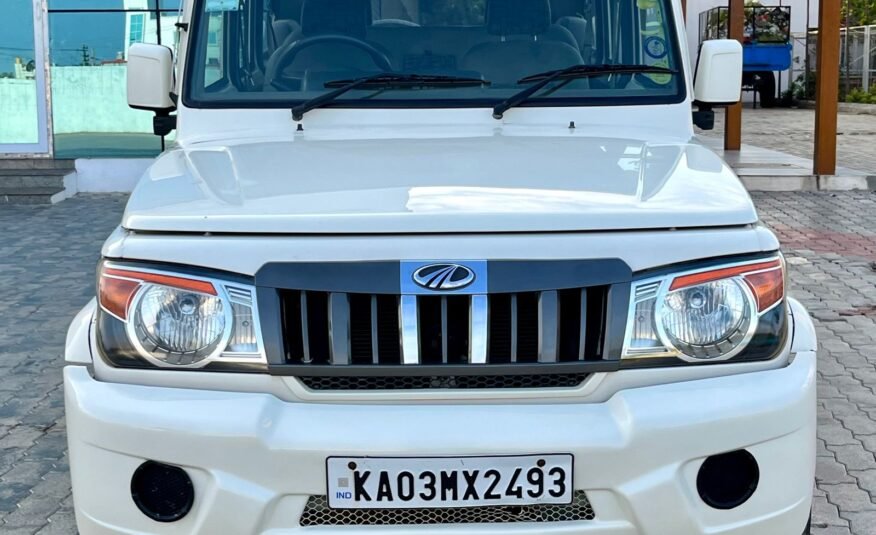 Mahindra Bolero ZLX – White