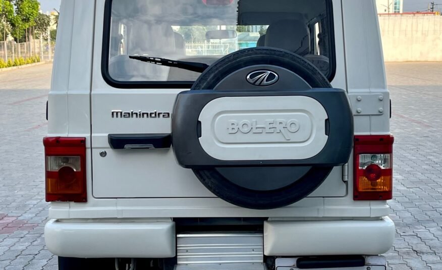 Mahindra Bolero ZLX – White