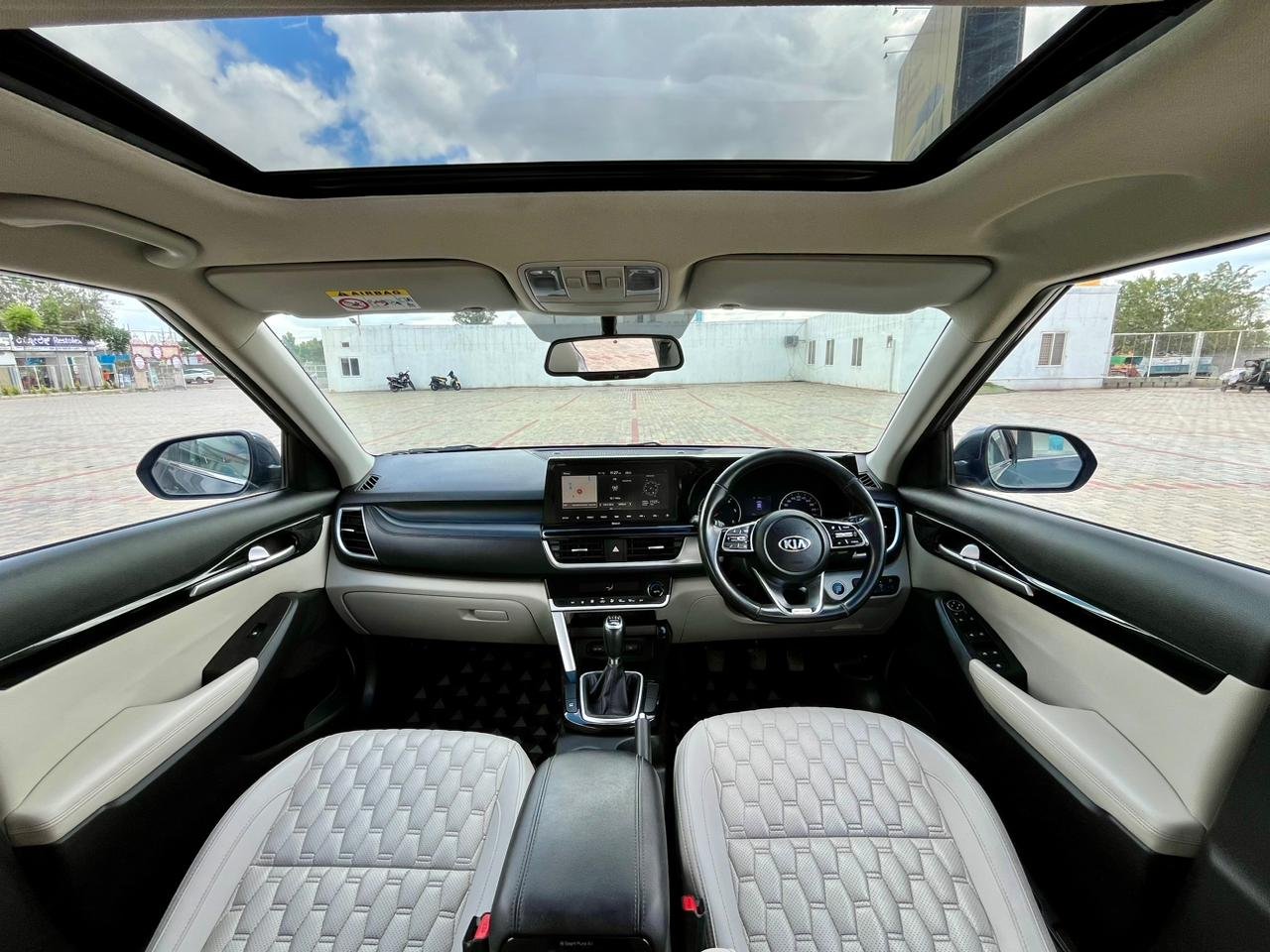 KIA SELTOS D1.5 6MT HTX 2020