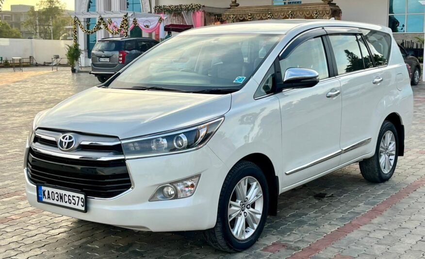 Toyota Innova crysta 2.8 Z (Automatic)