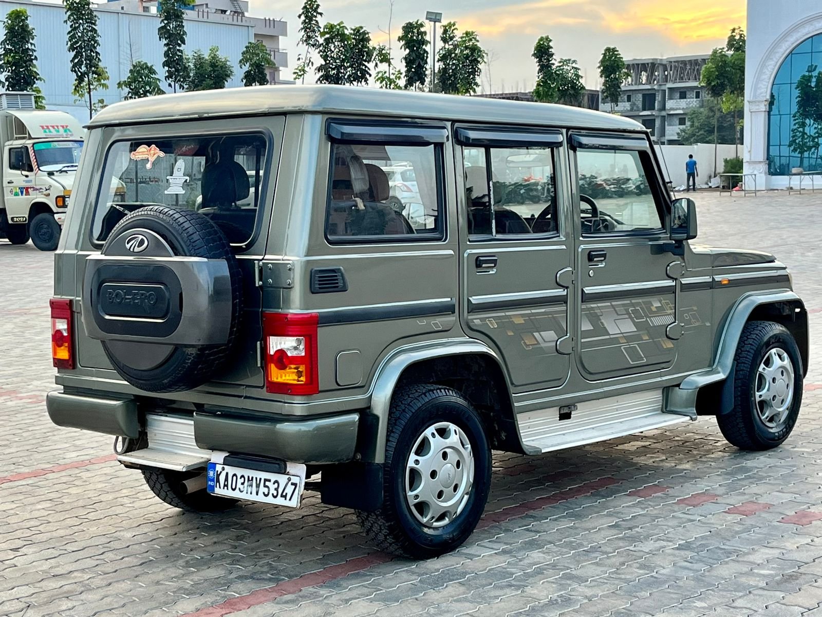 Mahindra Bolero ZLX Microhybrid