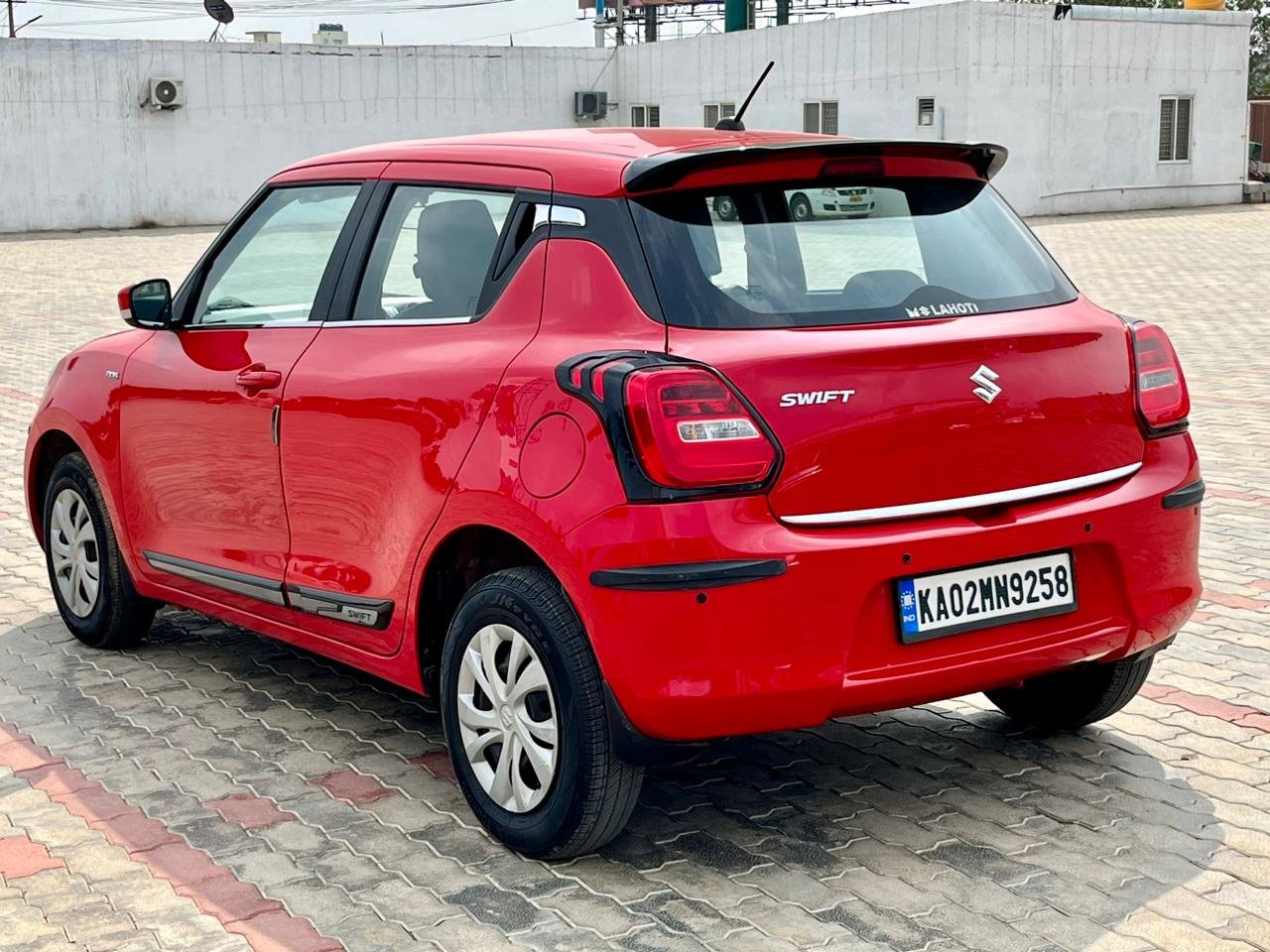 Maruthi Swift VDI 2018 – Red