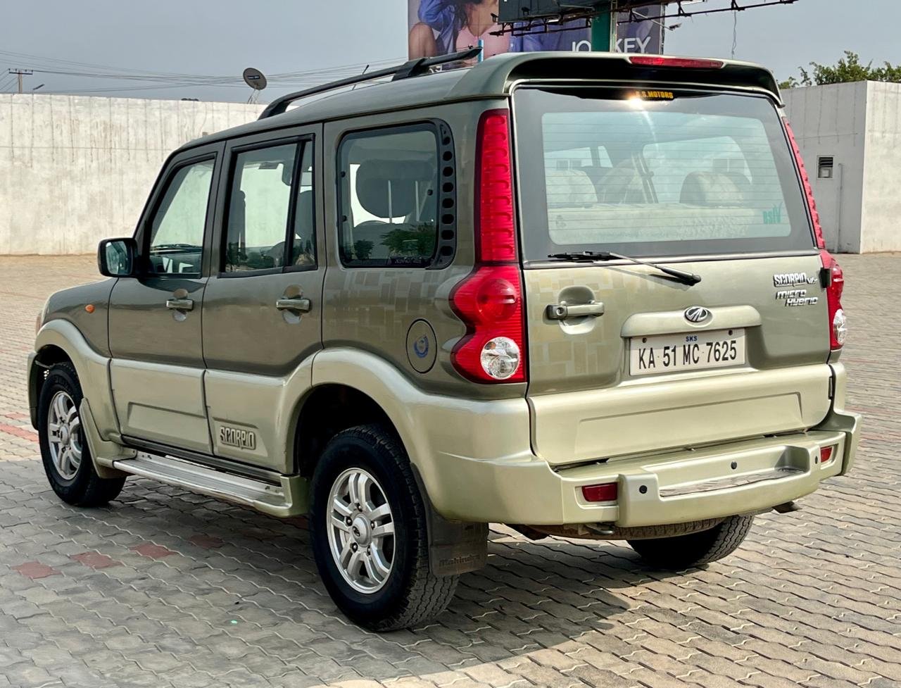 Mahindra Scorpio VLX- 2nd Owner 2012