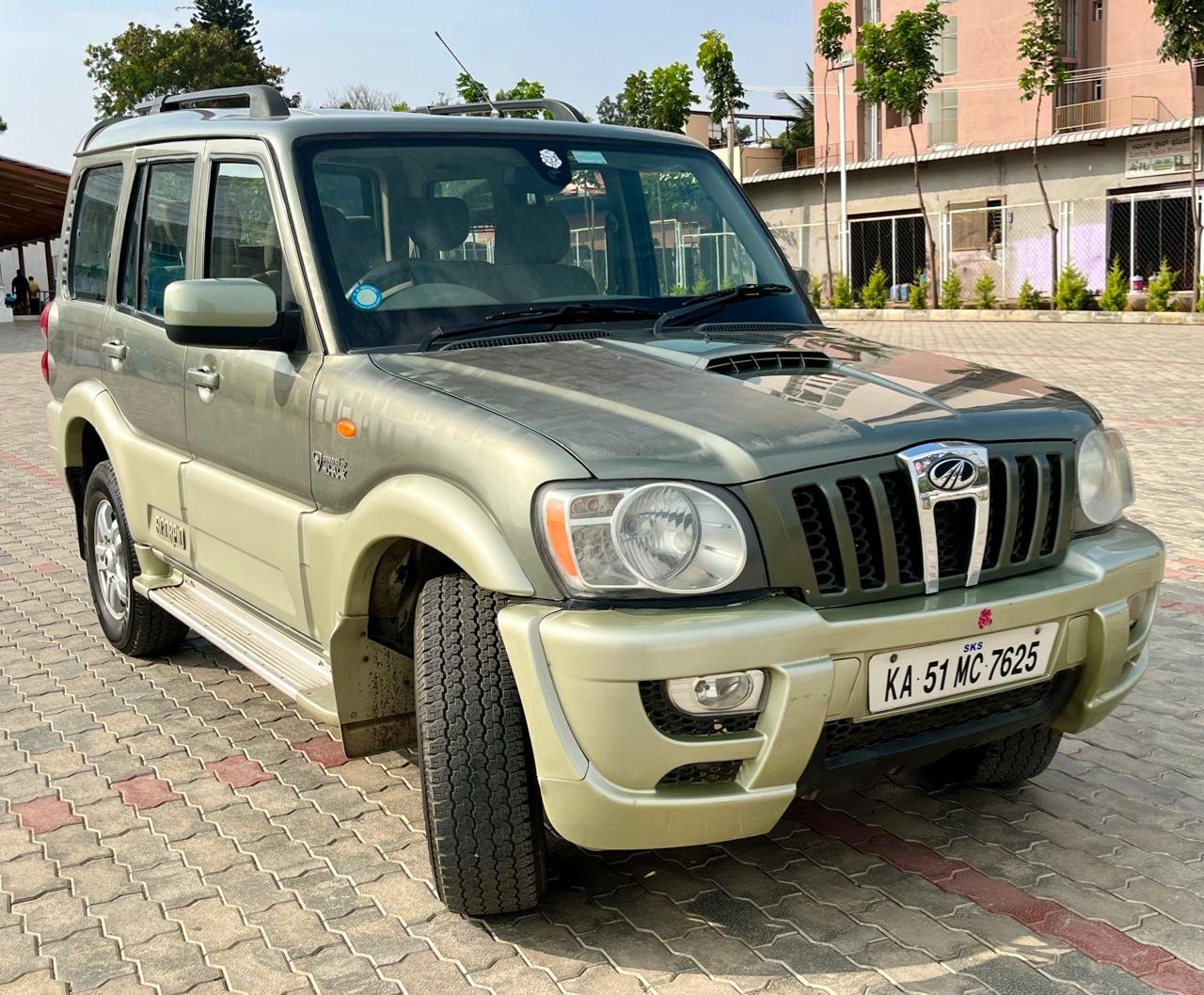 Mahindra Scorpio VLX- 2nd Owner 2012