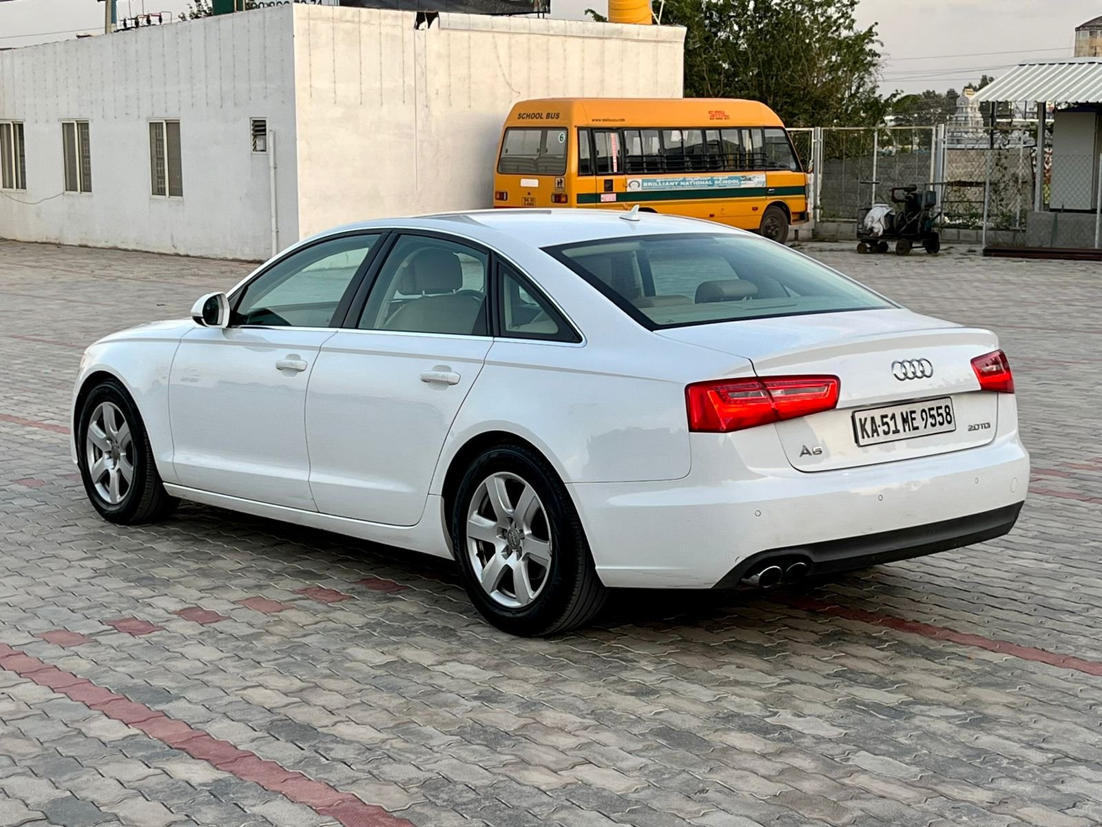 Audi A6 2.0 TDI- White 2nd Owner – 2014