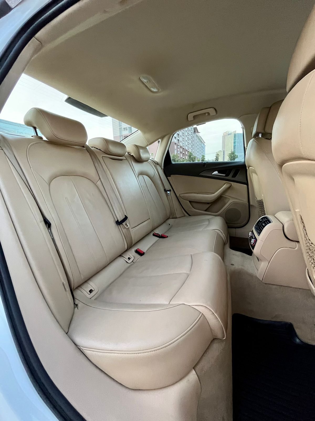 Audi A6 2.0 TDI- White 2nd Owner – 2014