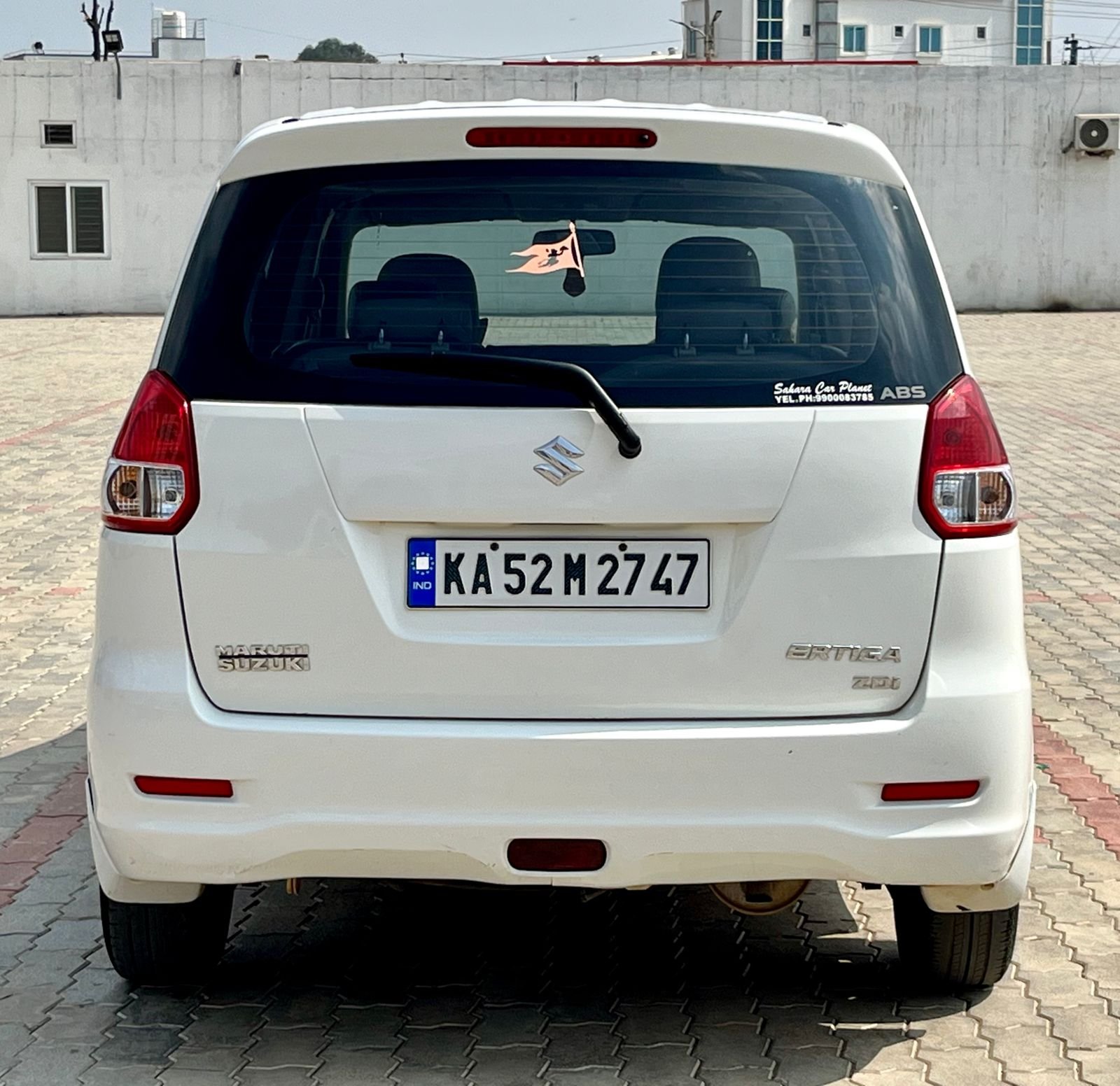 Maruthi Suzuki Ertiga ZDI – White – 2013
