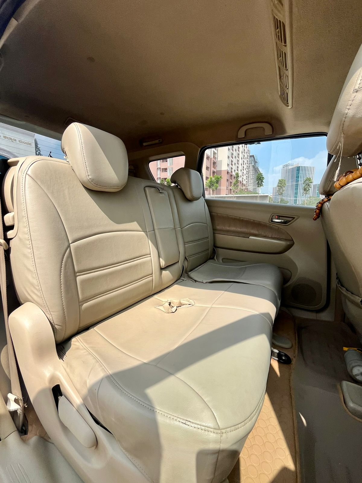 Maruthi Suzuki Ertiga ZDI – White – 2013