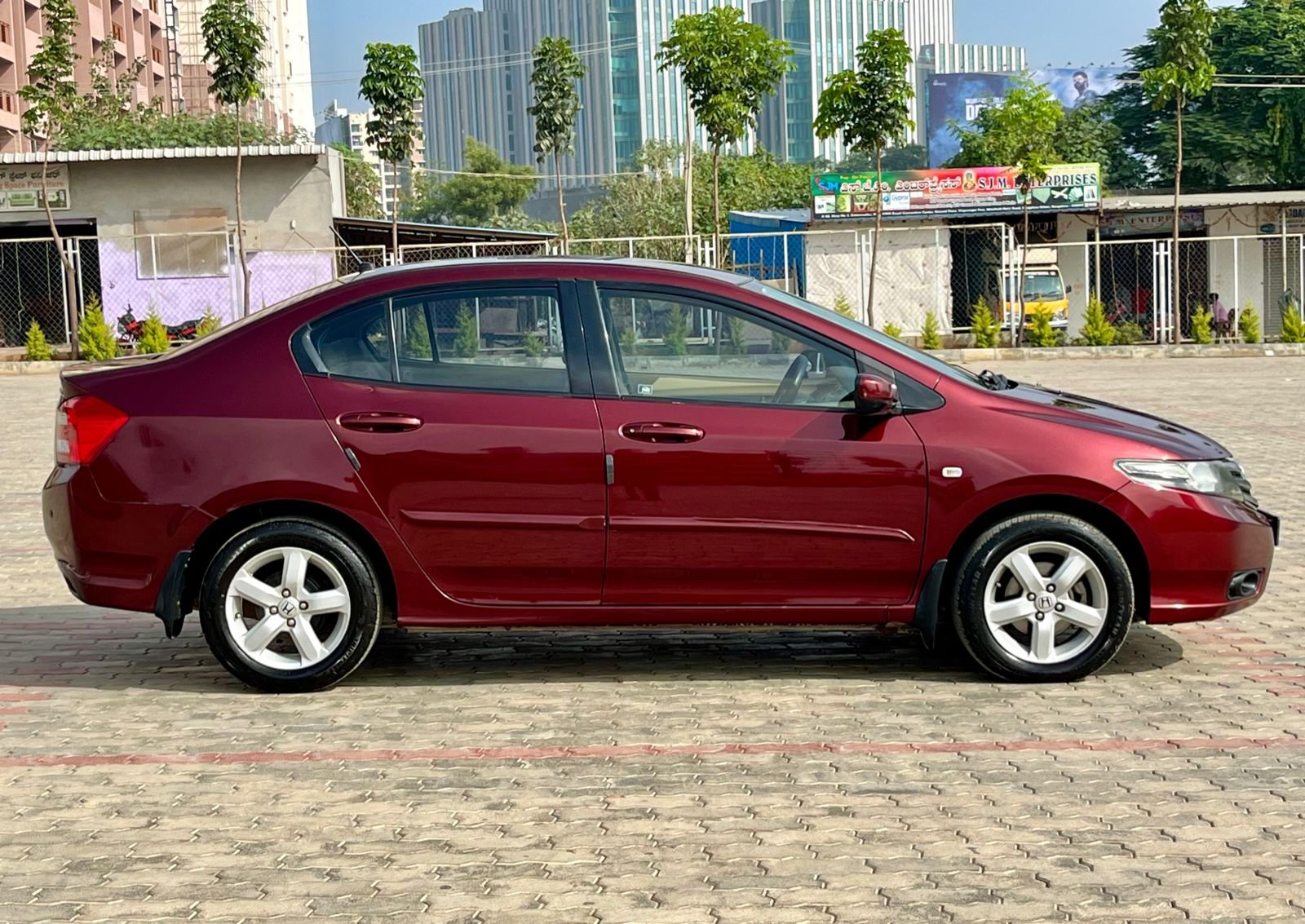 Honda City 1.5 S – Maroon – 2012