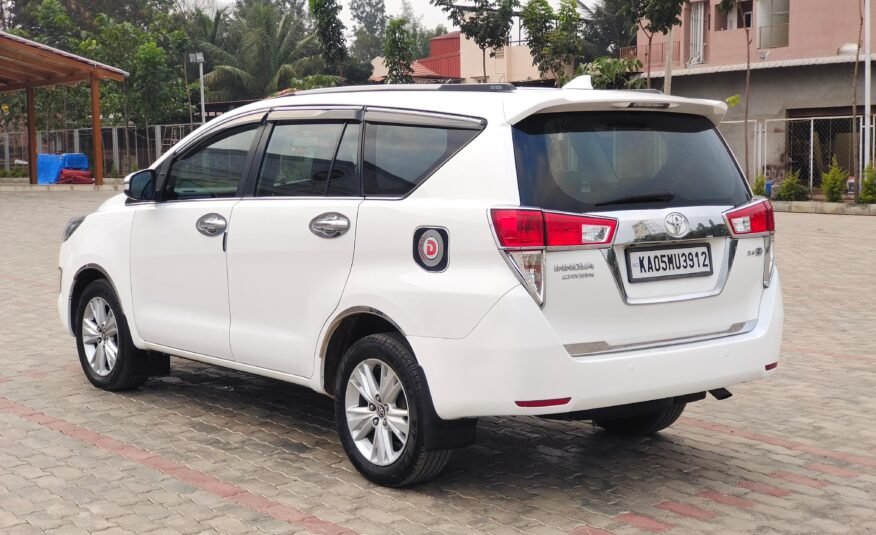 Toyota Innova Crysta 2.4 Z Manual, 2016