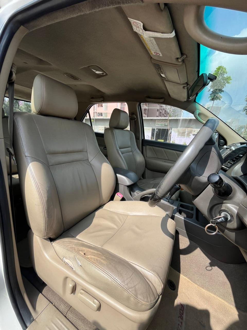 TOYOTA FORTUNER 3.0L 2WD AT 2013