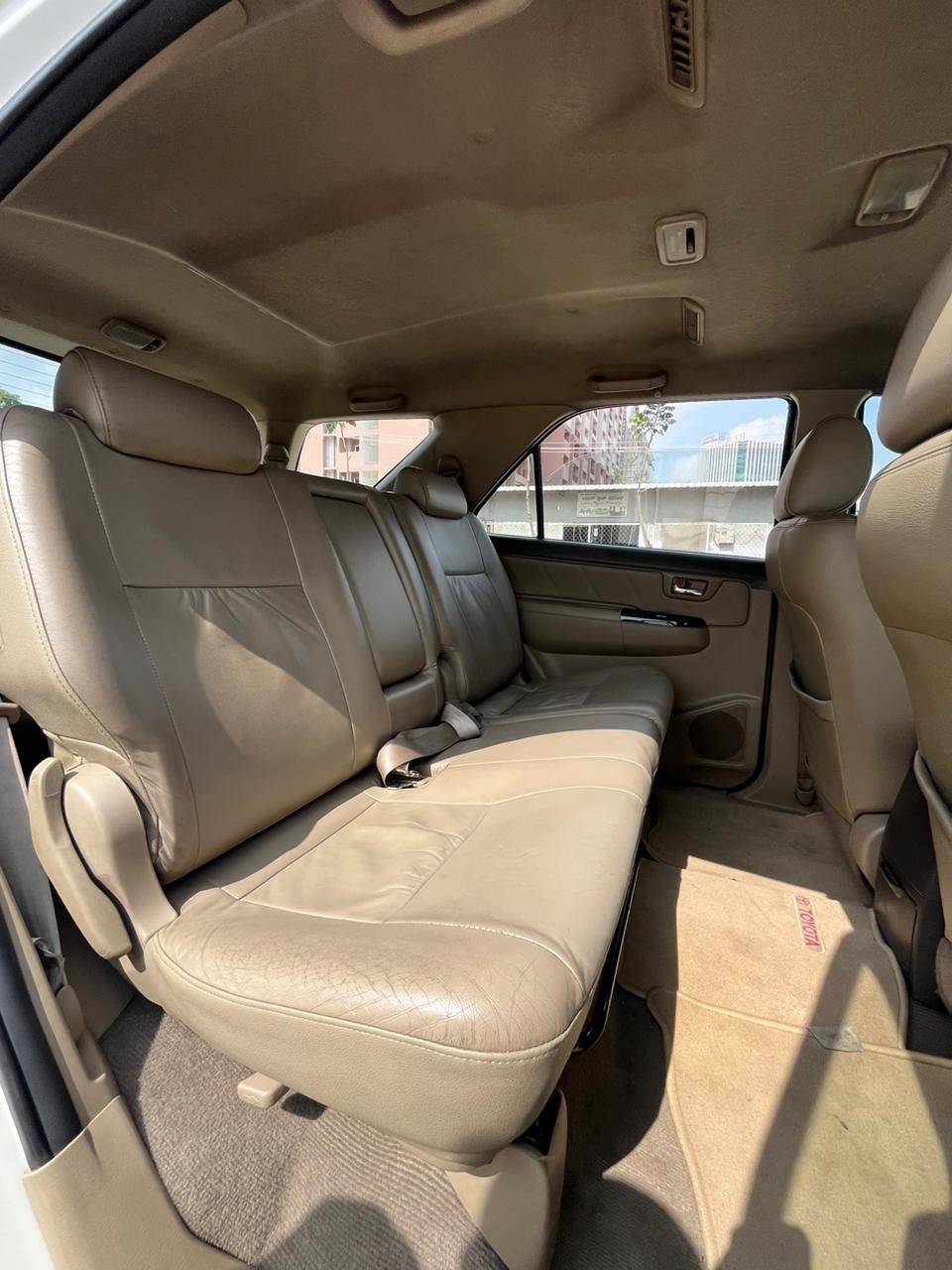 TOYOTA FORTUNER 3.0L 2WD AT 2013