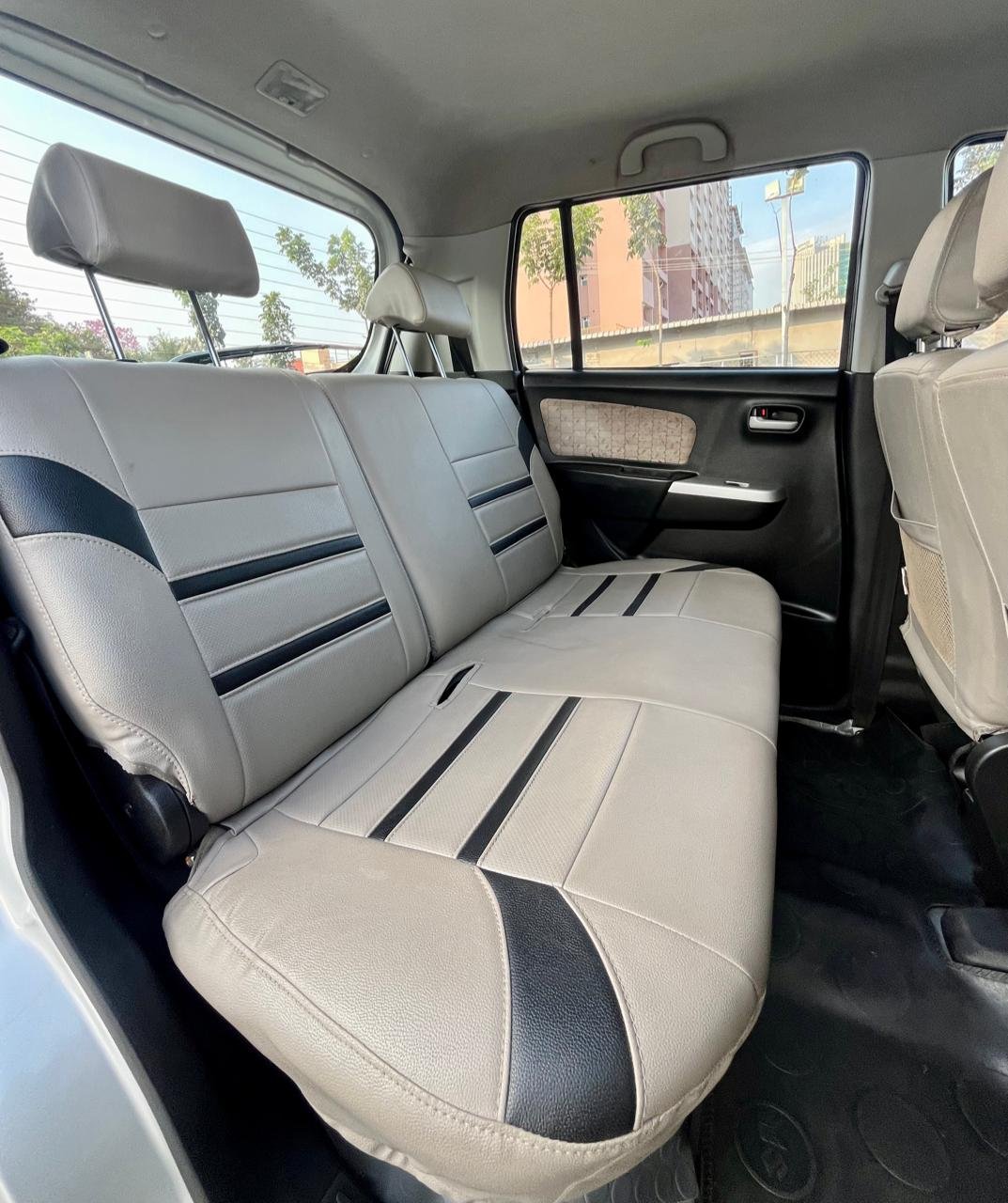 Maruthi Suzuki WagonR VXI (o) 2016