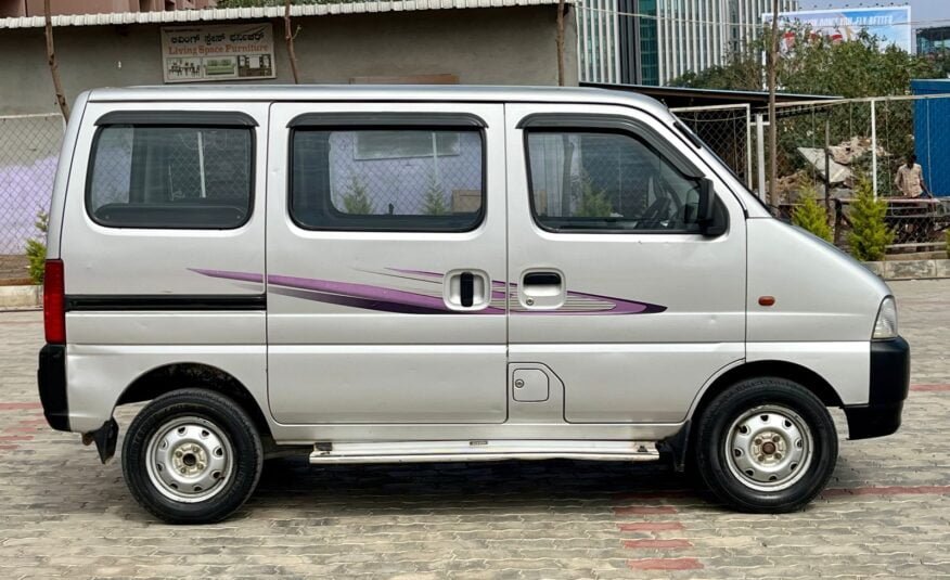 Maruthi Suzuki ECCO 5STR 2015