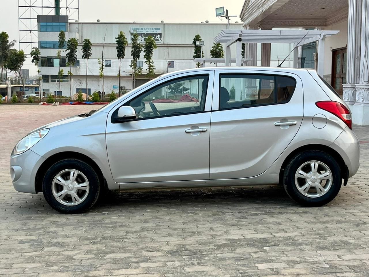 Hyundai I20 Sportz 1.2, Silver 2011