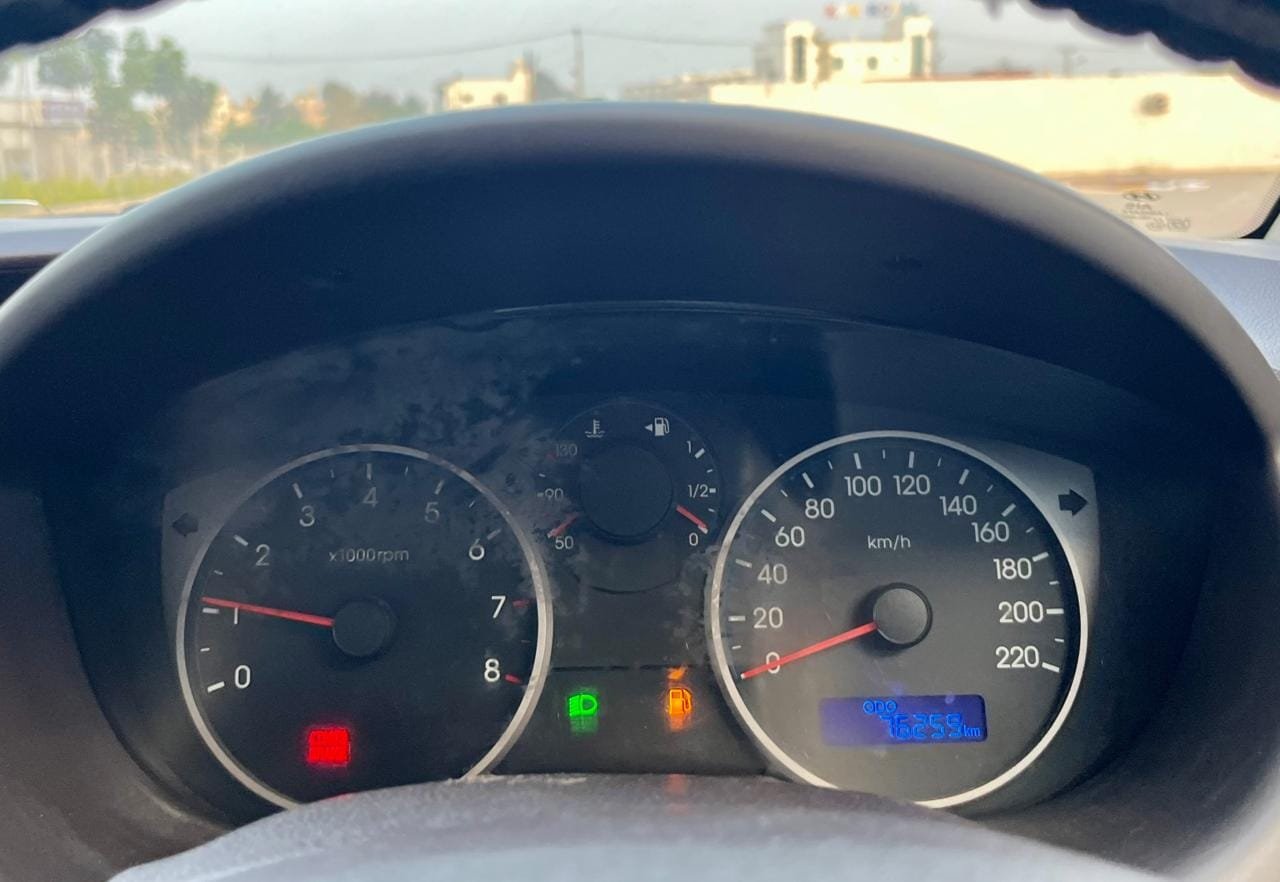 Hyundai I20 Sportz 1.2, Silver 2011