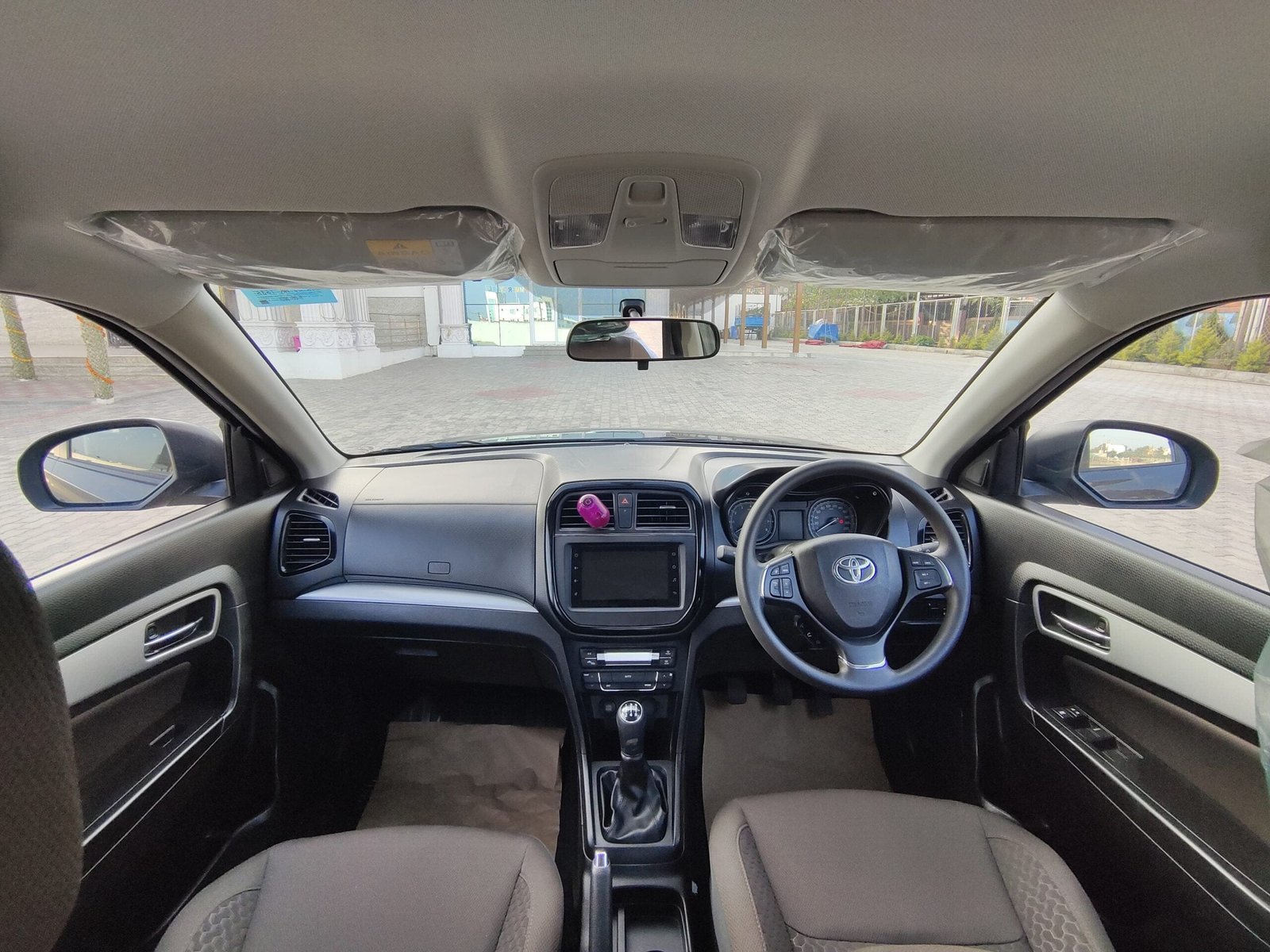 TOYOTA  URBAN CRUISER HIGH MT 2021