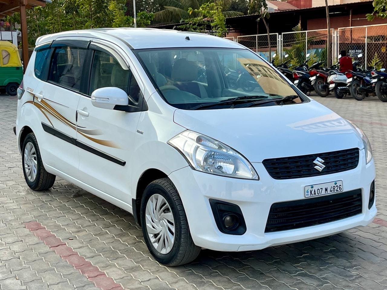 Maruti Suzuki Ertiga ZDI 2013