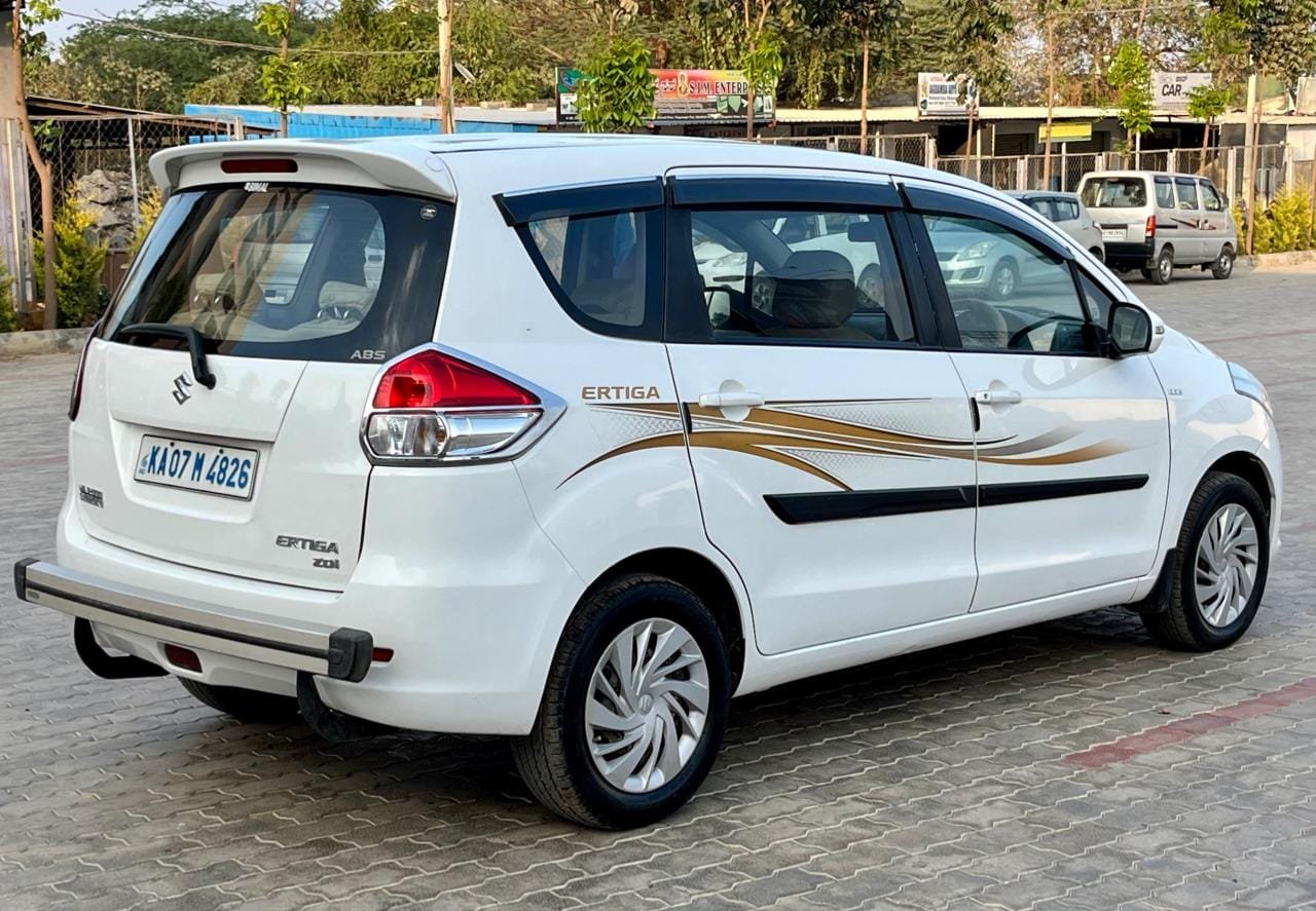 Maruti Suzuki Ertiga ZDI 2013