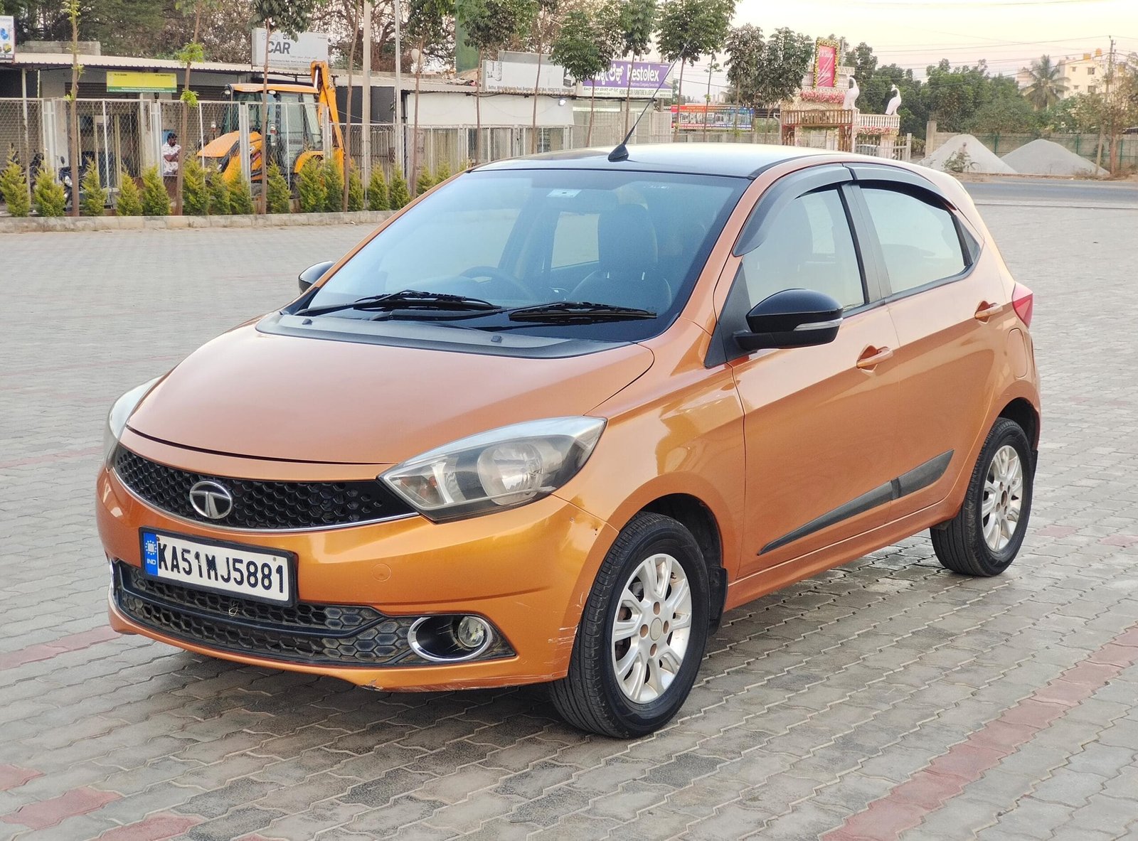 TATA MOTORS TIAGO XZ 1.2 RTN