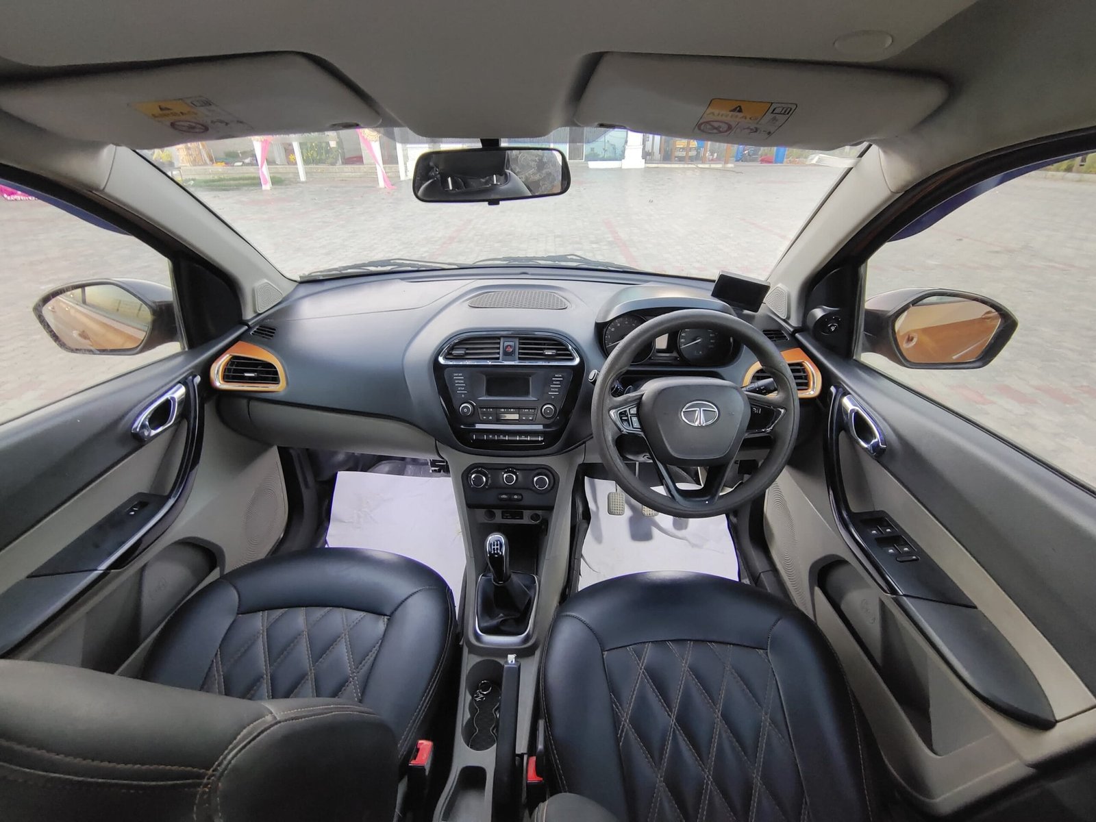 TATA MOTORS TIAGO XZ 1.2 RTN