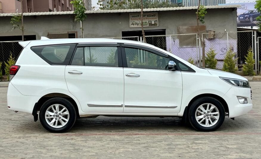 2019 Toyota Innova Crysta 2.4 V AT