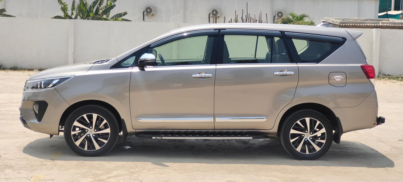 2021 Toyota Innova Crysta 2.4 Z Manual