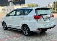 Toyota Innova Crysta 2.4V MT 2022