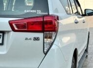 Toyota Innova Crysta 2.4V MT 2022