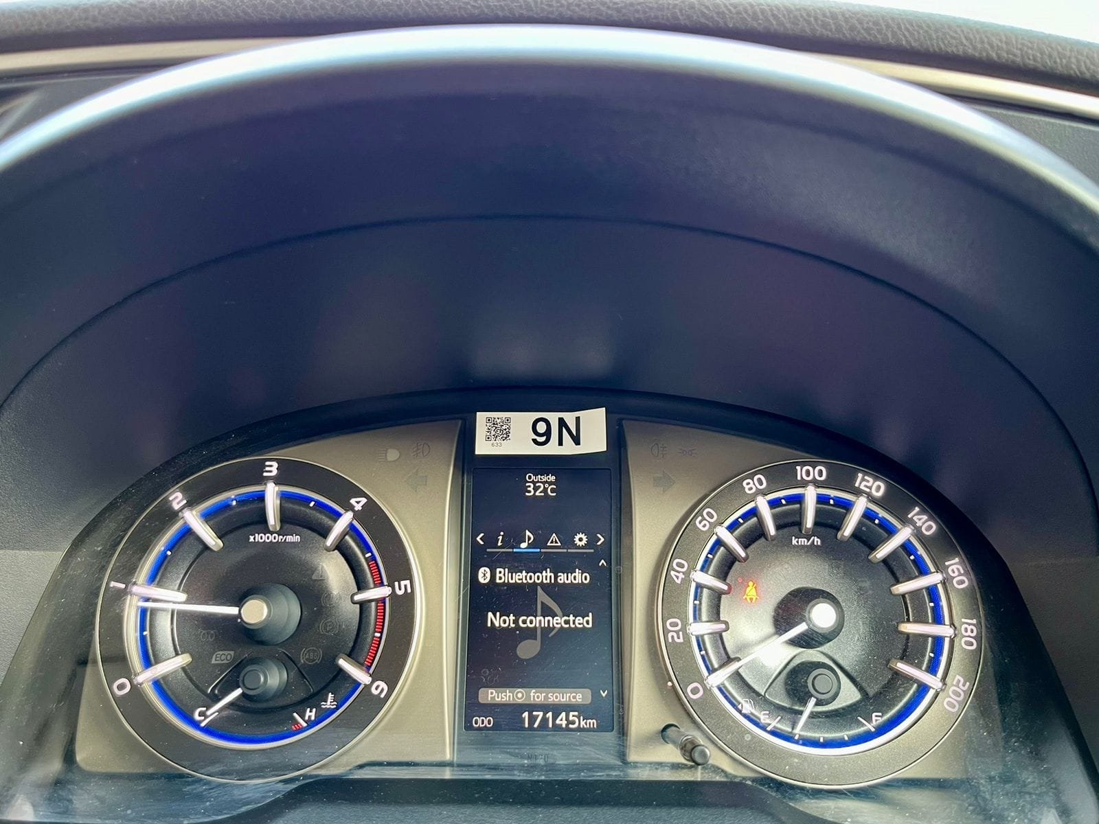 Toyota Innova Crysta 2.4V MT 2022