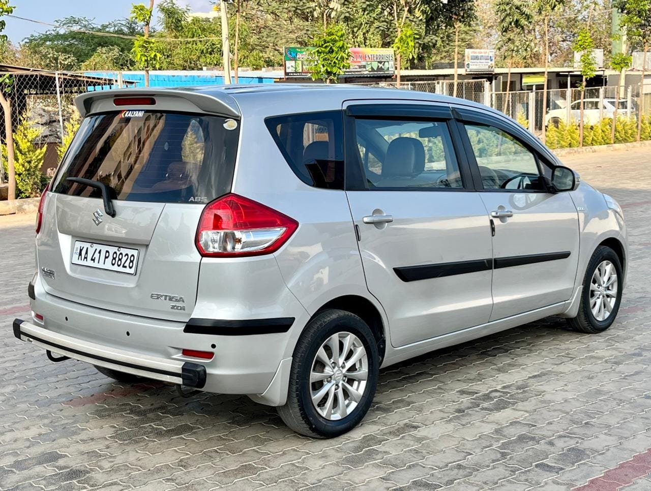 Maruti Suzuki Ertiga ZDI, 2013 – Silver