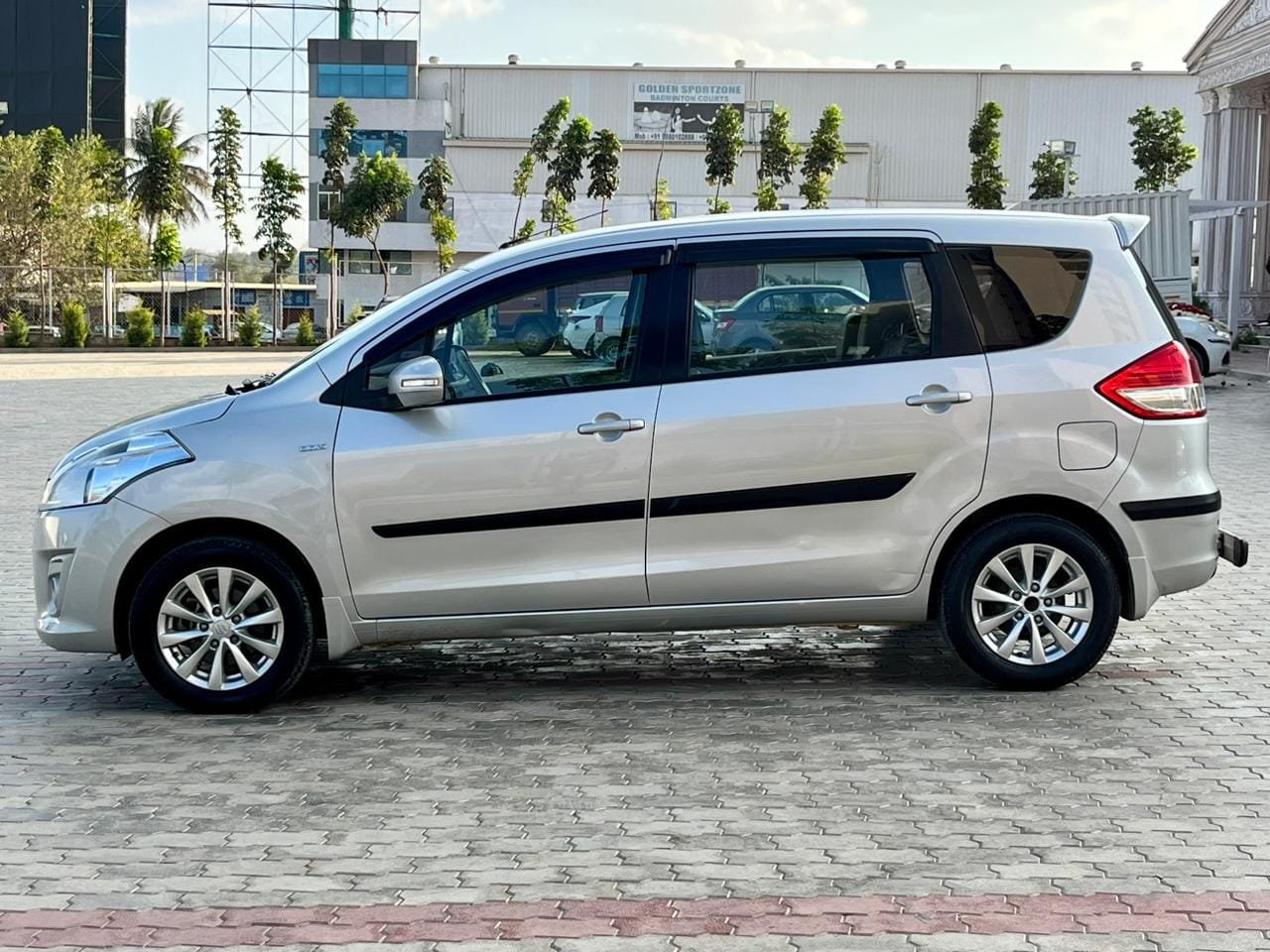 Maruti Suzuki Ertiga ZDI, 2013 – Silver
