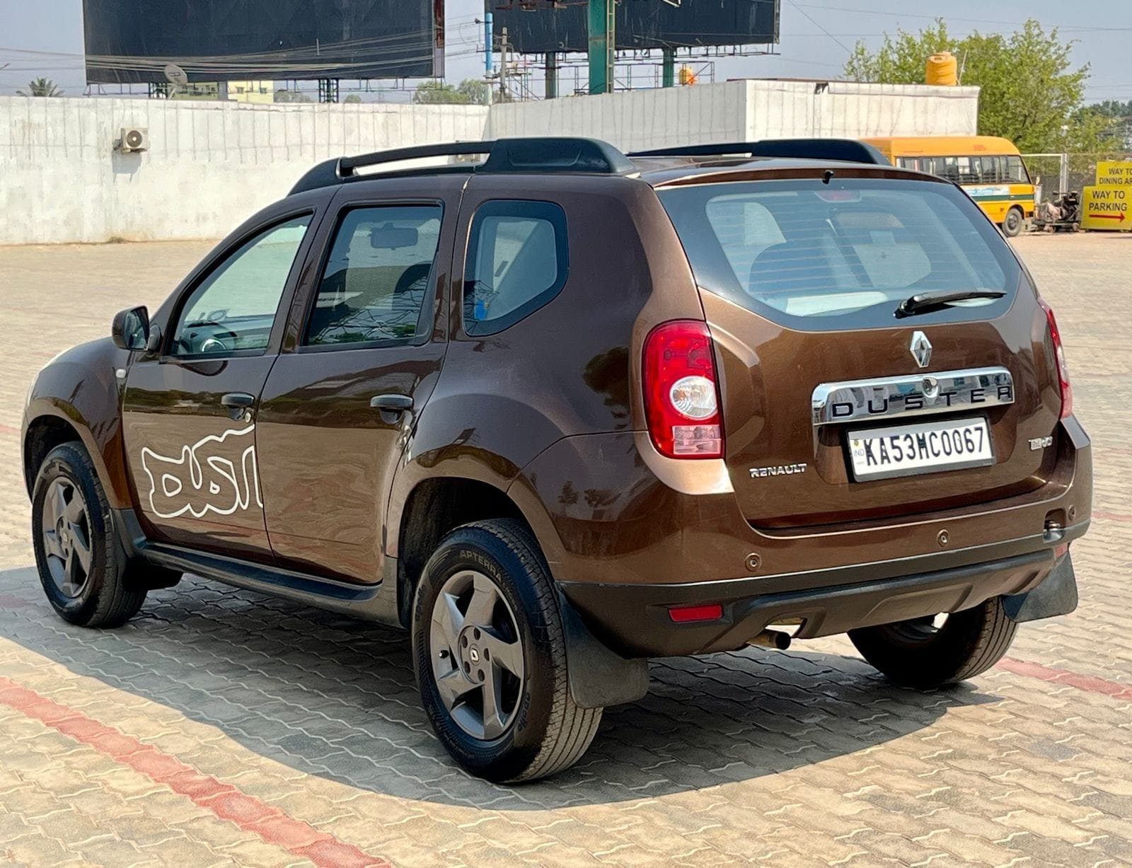 2015 Renault Duster RXL DCI (110PS)