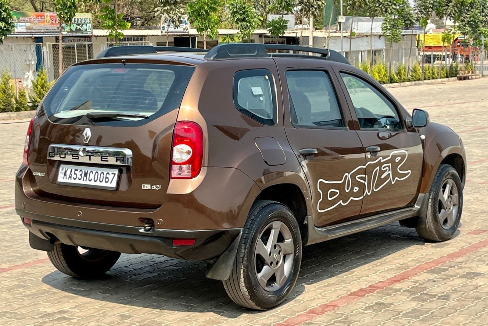 2015 Renault Duster RXL DCI (110PS)