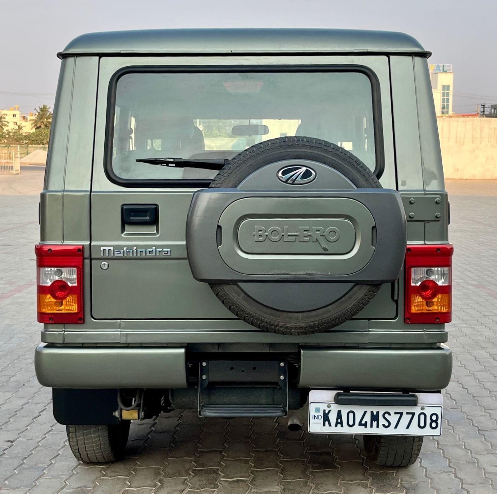 2017 Mahindra Bolero Power +ZLX