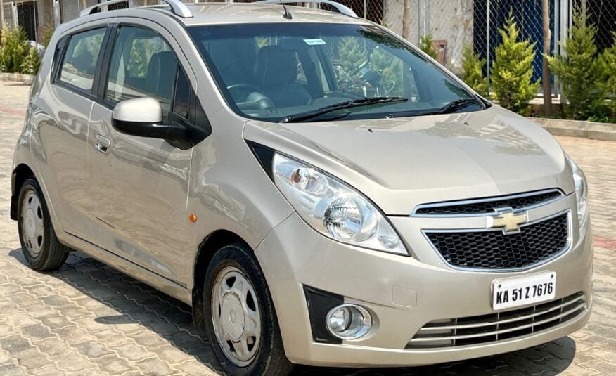 2010 Chevrolet Beat LT – Petrol Hatchback