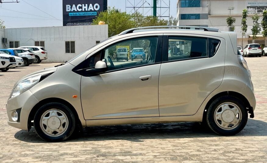 2010 Chevrolet Beat LT – Petrol Hatchback