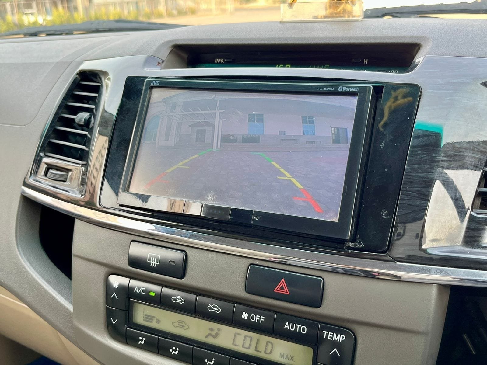 2012 Toyota FORTUNER 3.0L 2WD AT