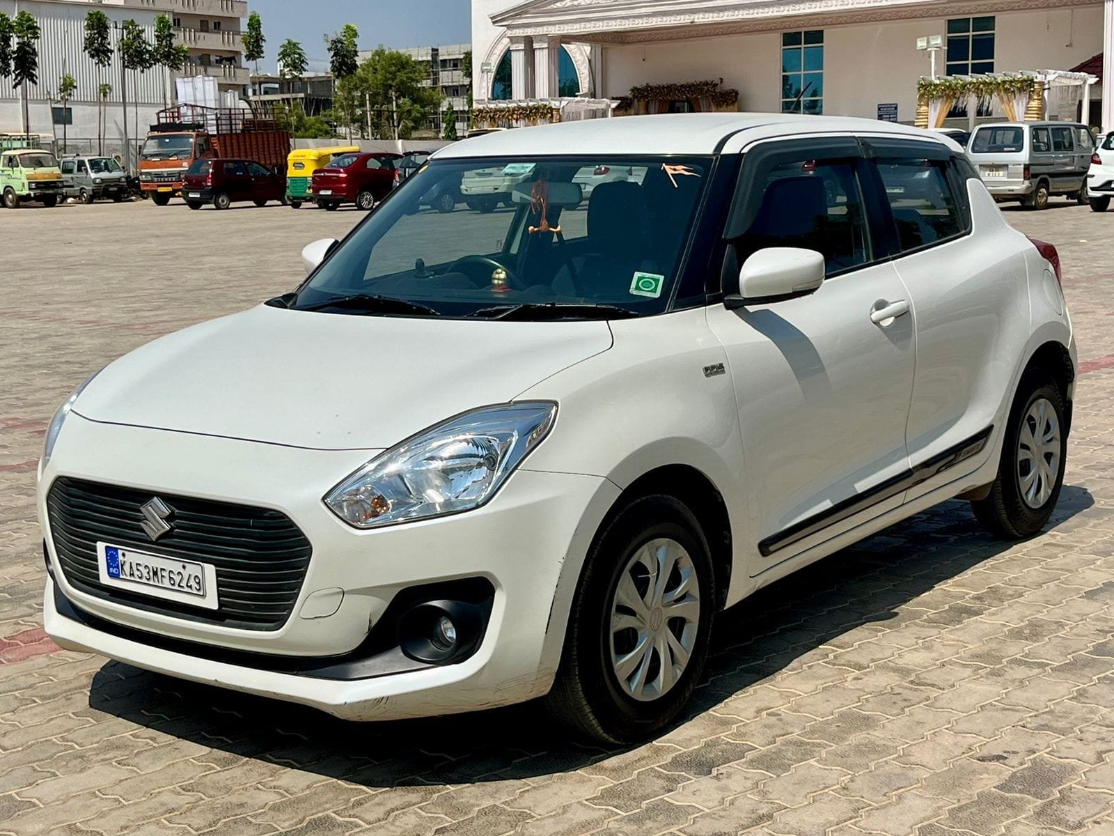 2018 Maruthi Suzuki Swift VDI AMT