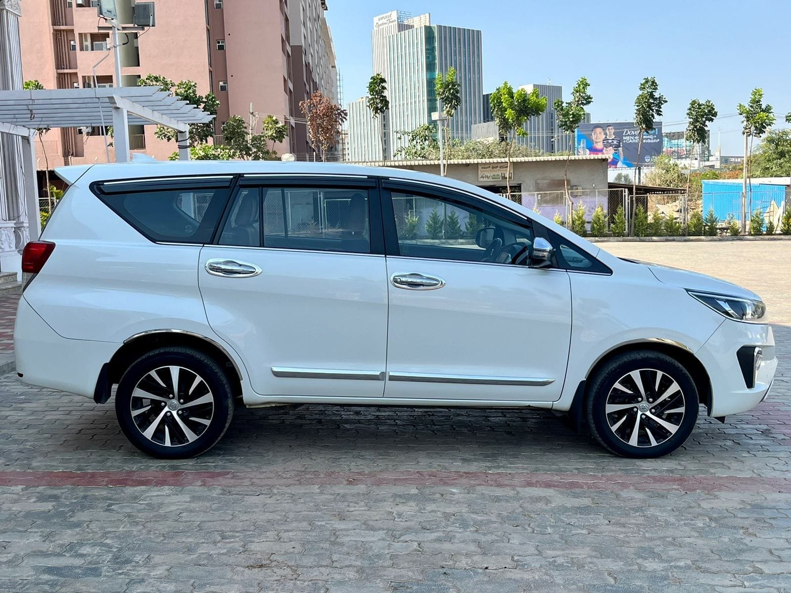 2022 Toyota Innova Crysta: Well-Maintained Diesel SUV