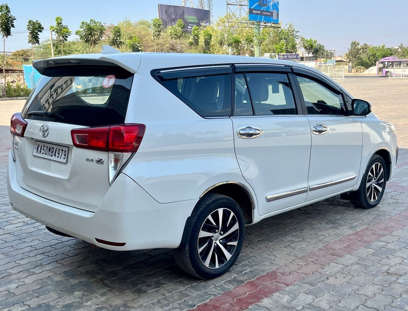 2022 Toyota Innova Crysta: Well-Maintained Diesel SUV