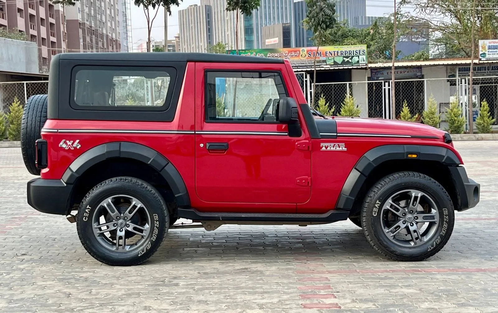 Mahindra Thar LX D AT 4WD 4s HT
