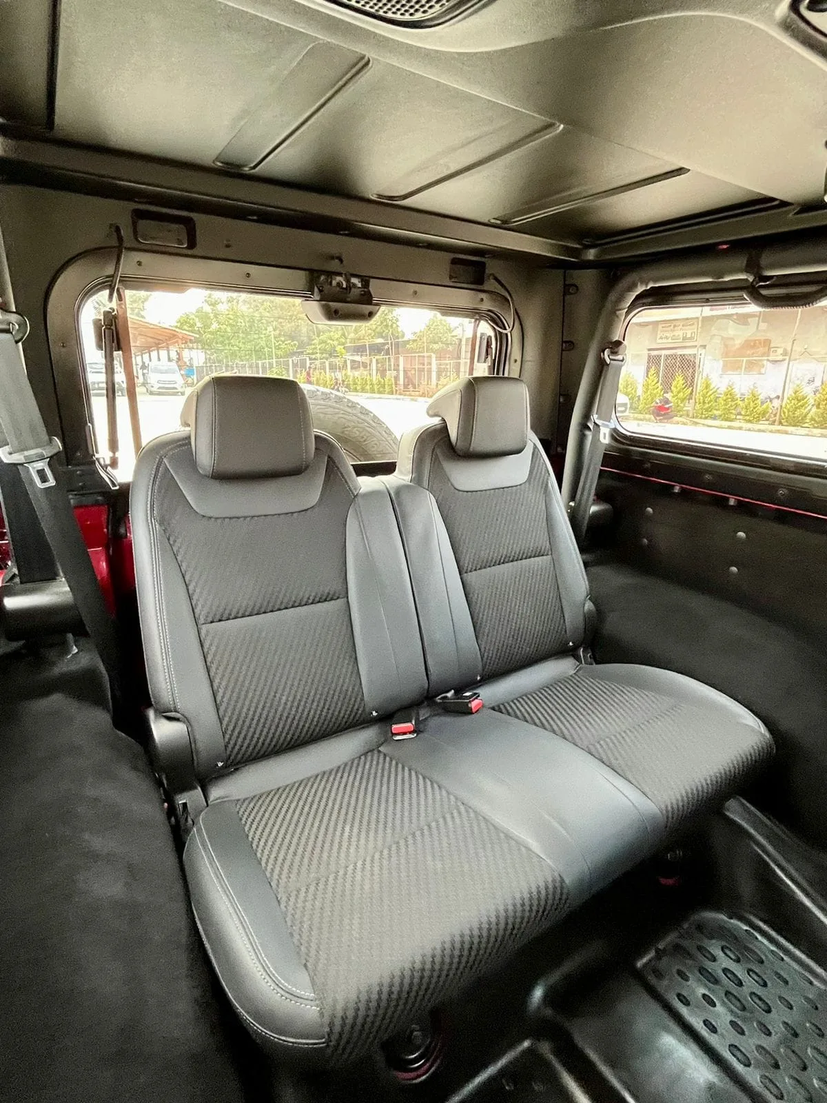 Mahindra Thar LX D AT 4WD 4s HT