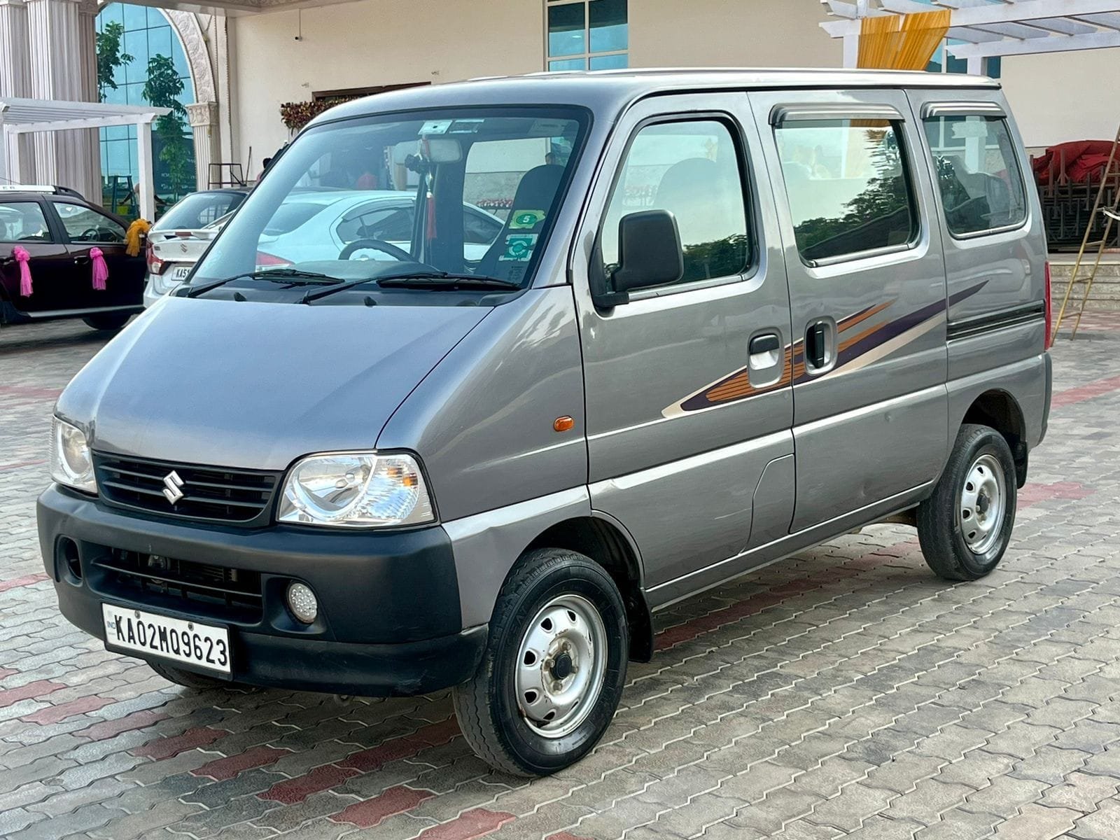 Maruti Suzuki EECO 5STR